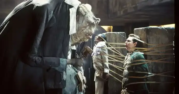 A Vogon receiving criticism on his poetry